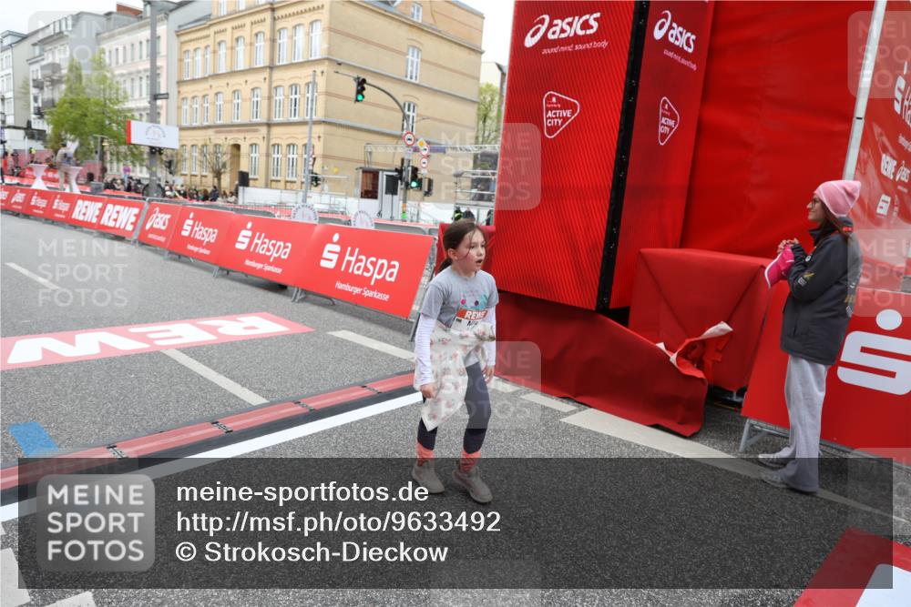 25.04.2026 - Das Zehntel Strokosch-Dieckow http://msf.ph/oto/9633492 25.04.2026 11:09:50 Ziel 6182, 6561, 6657 meine-sportfotos.de
