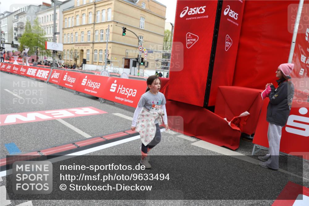 25.04.2026 - Das Zehntel Strokosch-Dieckow http://msf.ph/oto/9633494 25.04.2026 11:09:50 Ziel 6182, 6561, 6657 meine-sportfotos.de