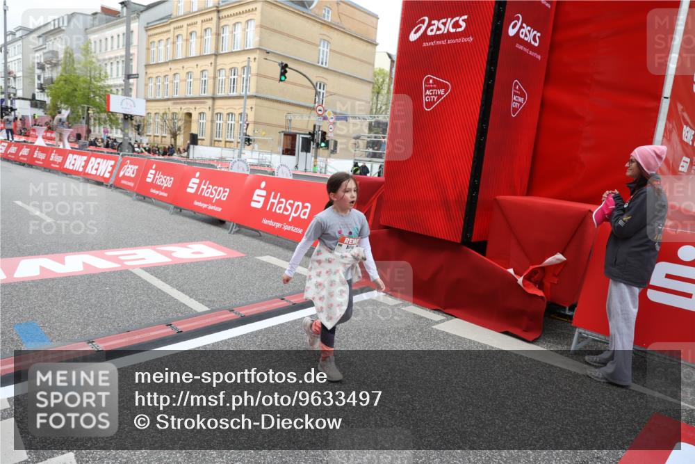 25.04.2026 - Das Zehntel Strokosch-Dieckow http://msf.ph/oto/9633497 25.04.2026 11:09:50 Ziel 6182, 6561, 6657 meine-sportfotos.de