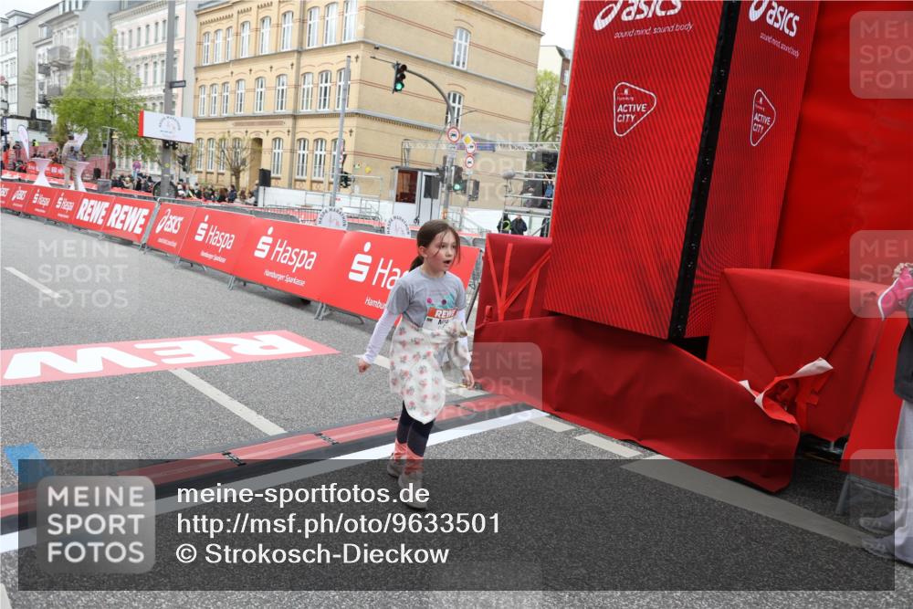 25.04.2026 - Das Zehntel Strokosch-Dieckow http://msf.ph/oto/9633501 25.04.2026 11:09:49 Ziel 6182, 6561, 6657 meine-sportfotos.de