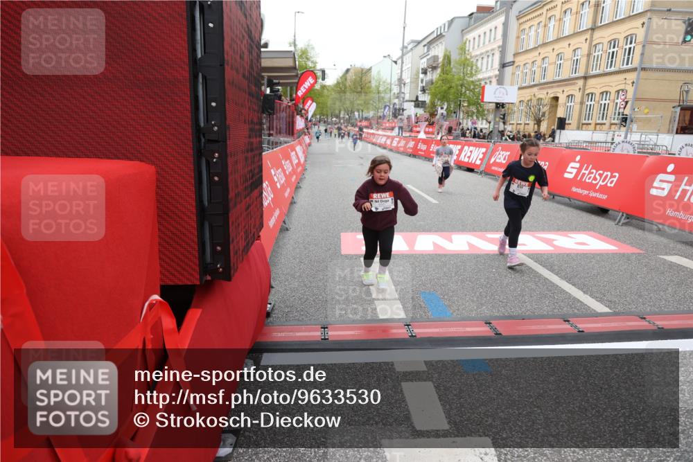 25.04.2026 - Das Zehntel Strokosch-Dieckow http://msf.ph/oto/9633530 25.04.2026 11:09:46 Ziel 5560, 5562, 6024, 6182, 6561, 6657 meine-sportfotos.de