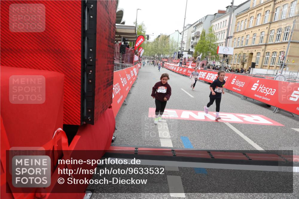 25.04.2026 - Das Zehntel Strokosch-Dieckow http://msf.ph/oto/9633532 25.04.2026 11:09:46 Ziel 5560, 5562, 6024, 6182, 6561, 6657 meine-sportfotos.de