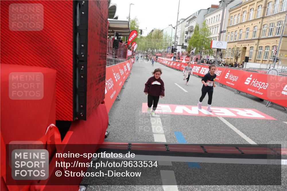 25.04.2026 - Das Zehntel Strokosch-Dieckow http://msf.ph/oto/9633534 25.04.2026 11:09:46 Ziel 5560, 5562, 6024, 6182, 6561, 6657 meine-sportfotos.de