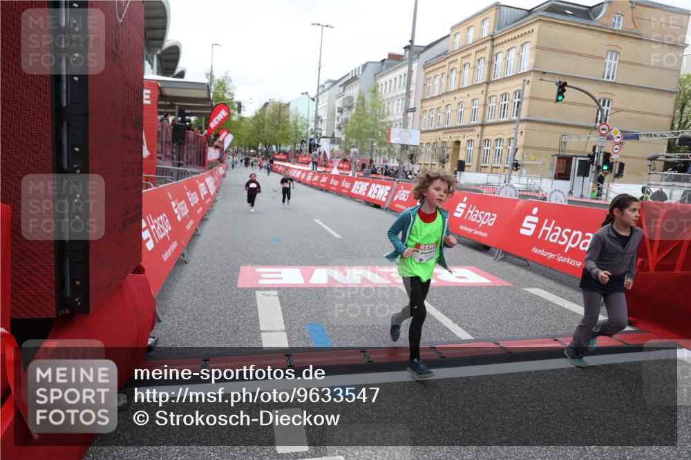 25.04.2026 - Das Zehntel Strokosch-Dieckow http://msf.ph/oto/9633547 25.04.2026 11:09:42 Ziel 5189, 5560, 5562, 6024 meine-sportfotos.de