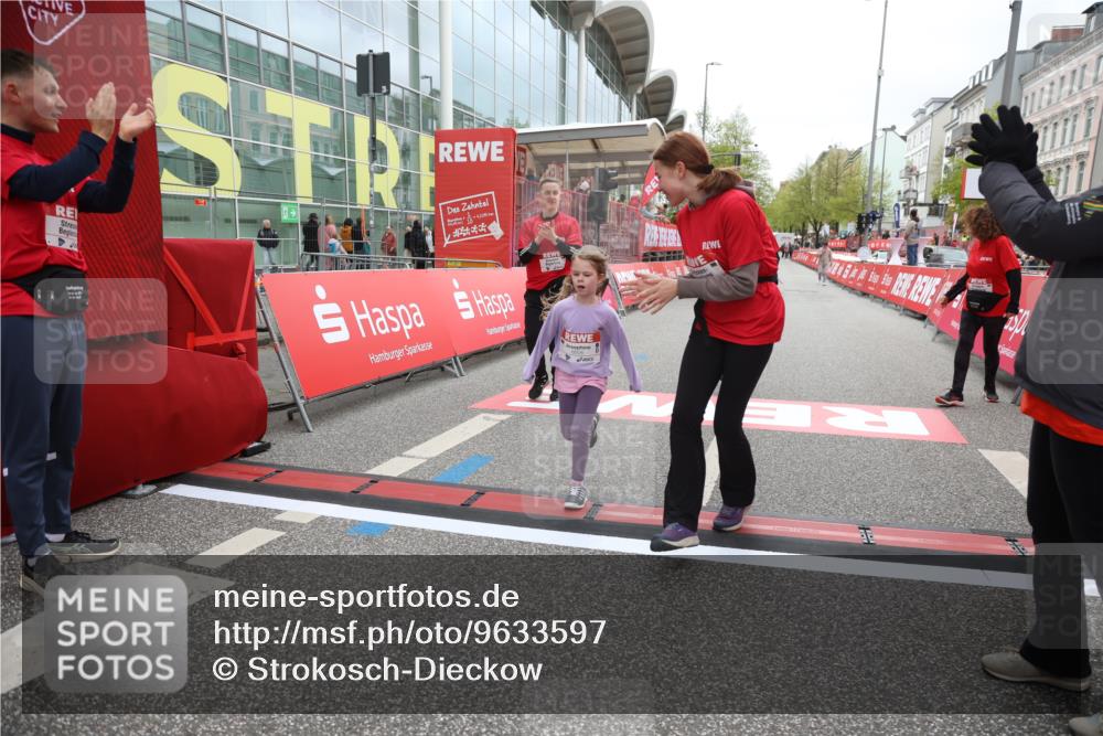 25.04.2026 - Das Zehntel Strokosch-Dieckow http://msf.ph/oto/9633597 25.04.2026 11:15:43 Ziel 6606 meine-sportfotos.de