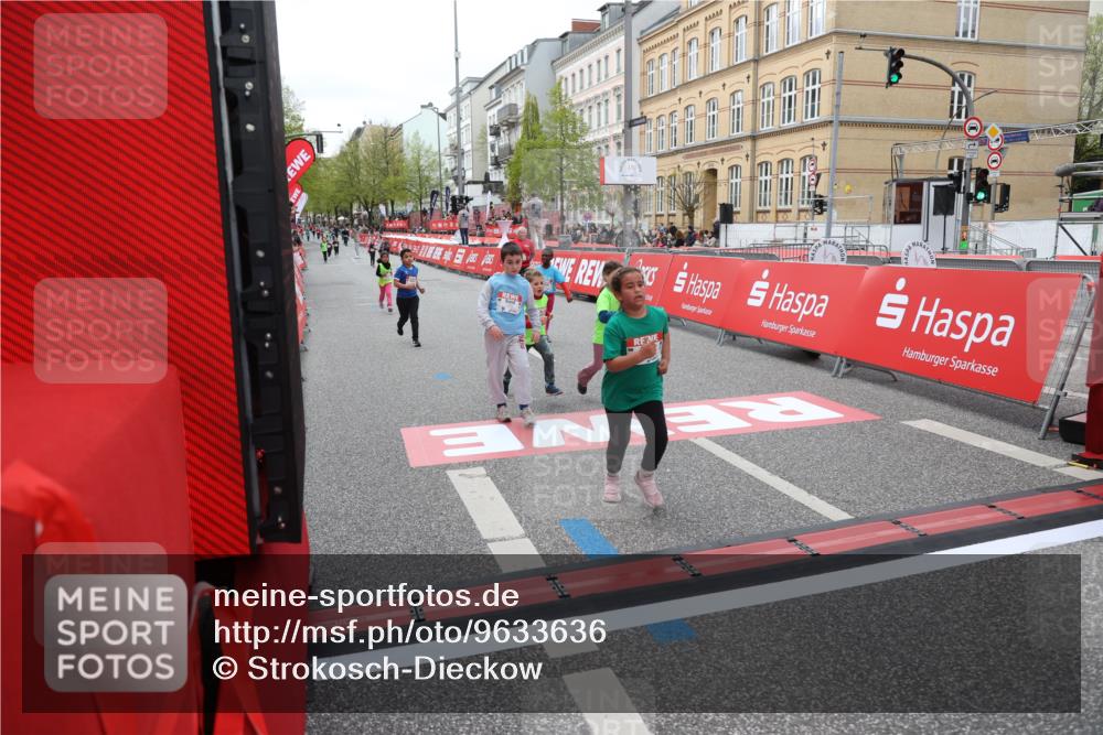 25.04.2026 - Das Zehntel Strokosch-Dieckow http://msf.ph/oto/9633636 25.04.2026 11:09:27 Ziel 5221, 5232, 7271, 7654, 7685, 7778 meine-sportfotos.de