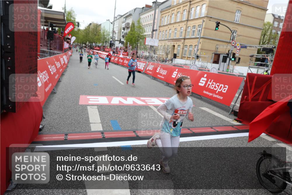 25.04.2026 - Das Zehntel Strokosch-Dieckow http://msf.ph/oto/9633643 25.04.2026 11:09:23 Ziel 5652, 6562, 6563, 7271, 7654 meine-sportfotos.de