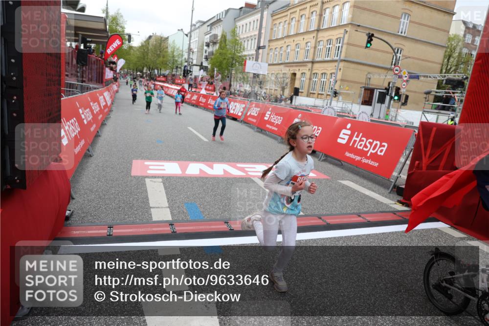 25.04.2026 - Das Zehntel Strokosch-Dieckow http://msf.ph/oto/9633646 25.04.2026 11:09:23 Ziel 5652, 6562, 6563, 7271, 7654 meine-sportfotos.de