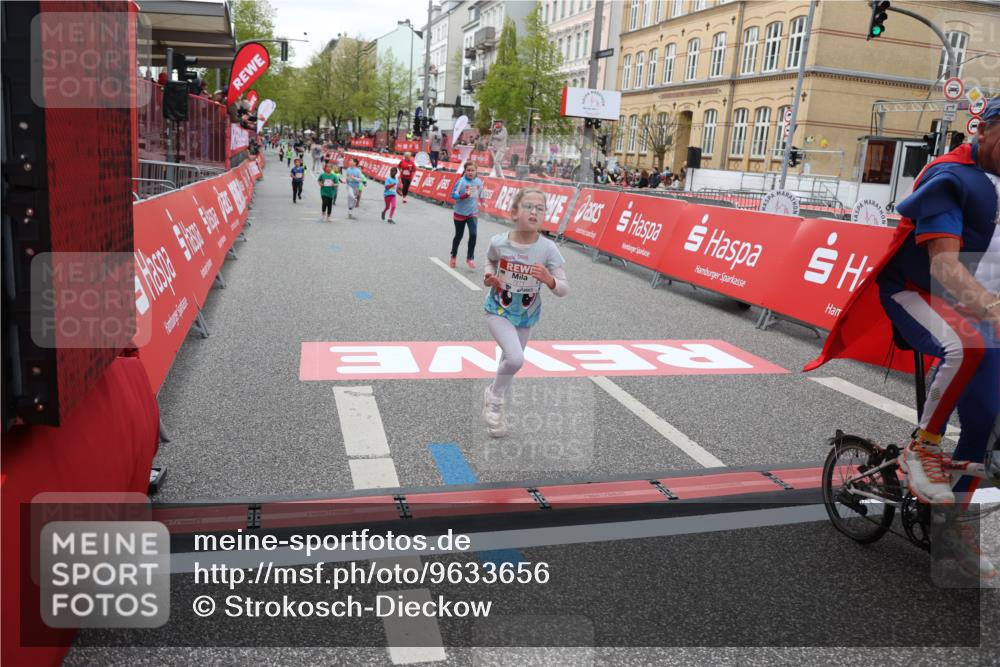 25.04.2026 - Das Zehntel Strokosch-Dieckow http://msf.ph/oto/9633656 25.04.2026 11:09:22 Ziel 5652, 6562, 6563, 7271, 7654 meine-sportfotos.de