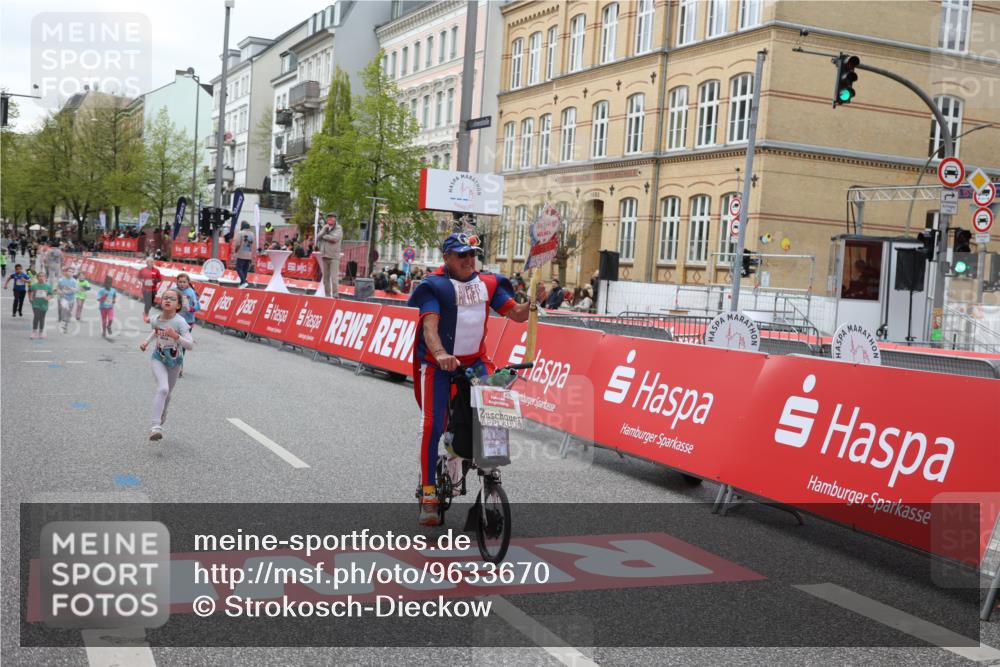 25.04.2026 - Das Zehntel Strokosch-Dieckow http://msf.ph/oto/9633670 25.04.2026 11:09:20 Ziel 5652, 6562, 6563, 7271 meine-sportfotos.de