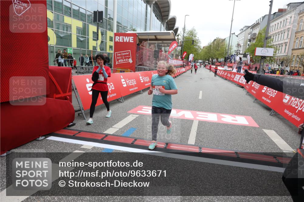 25.04.2026 - Das Zehntel Strokosch-Dieckow http://msf.ph/oto/9633671 25.04.2026 11:15:07 Ziel 7626 meine-sportfotos.de