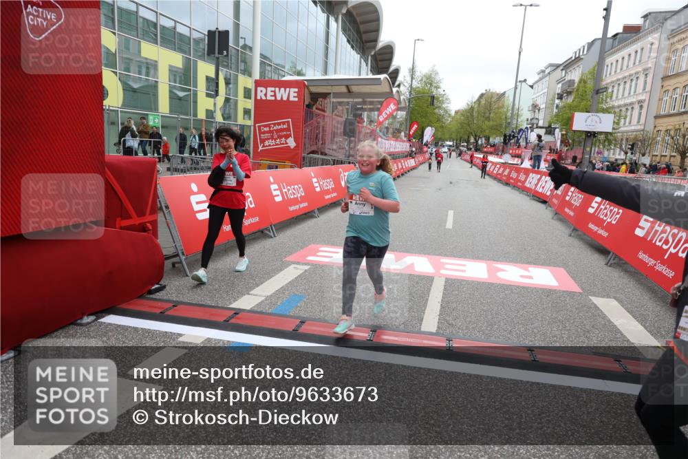 25.04.2026 - Das Zehntel Strokosch-Dieckow http://msf.ph/oto/9633673 25.04.2026 11:15:07 Ziel 7626 meine-sportfotos.de