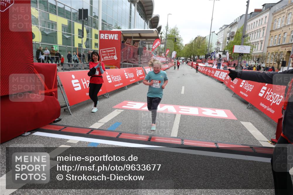 25.04.2026 - Das Zehntel Strokosch-Dieckow http://msf.ph/oto/9633677 25.04.2026 11:15:07 Ziel 7626 meine-sportfotos.de