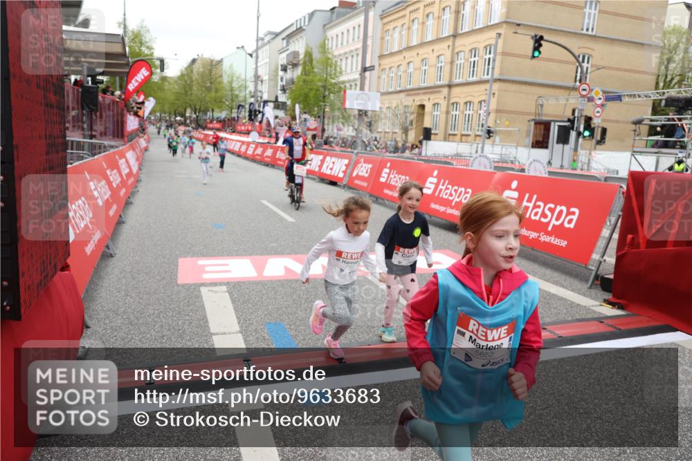 25.04.2026 - Das Zehntel Strokosch-Dieckow http://msf.ph/oto/9633683 25.04.2026 11:09:18 Ziel 5087, 5604, 5652, 6562, 6563, 7568 meine-sportfotos.de
