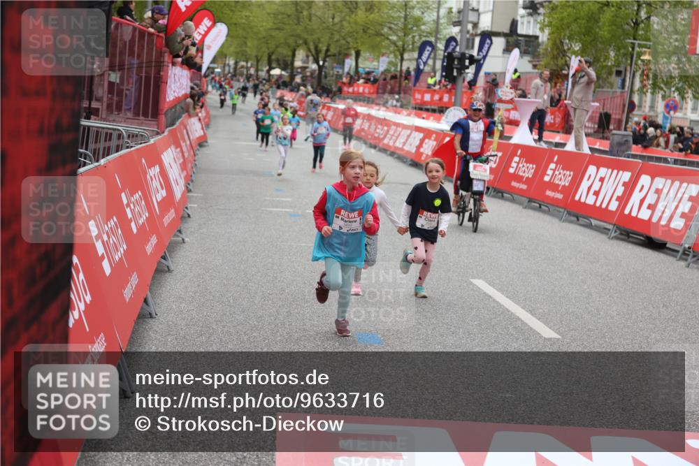 25.04.2026 - Das Zehntel Strokosch-Dieckow http://msf.ph/oto/9633716 25.04.2026 11:09:15 Ziel 5087, 5130, 5604, 5652, 7568, 7570 meine-sportfotos.de