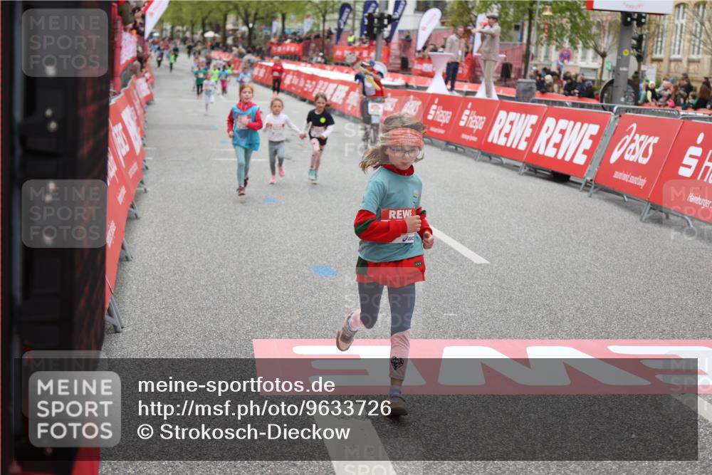 25.04.2026 - Das Zehntel Strokosch-Dieckow http://msf.ph/oto/9633726 25.04.2026 11:09:13 Ziel 5014, 5087, 5130, 5604, 7568, 7570 meine-sportfotos.de