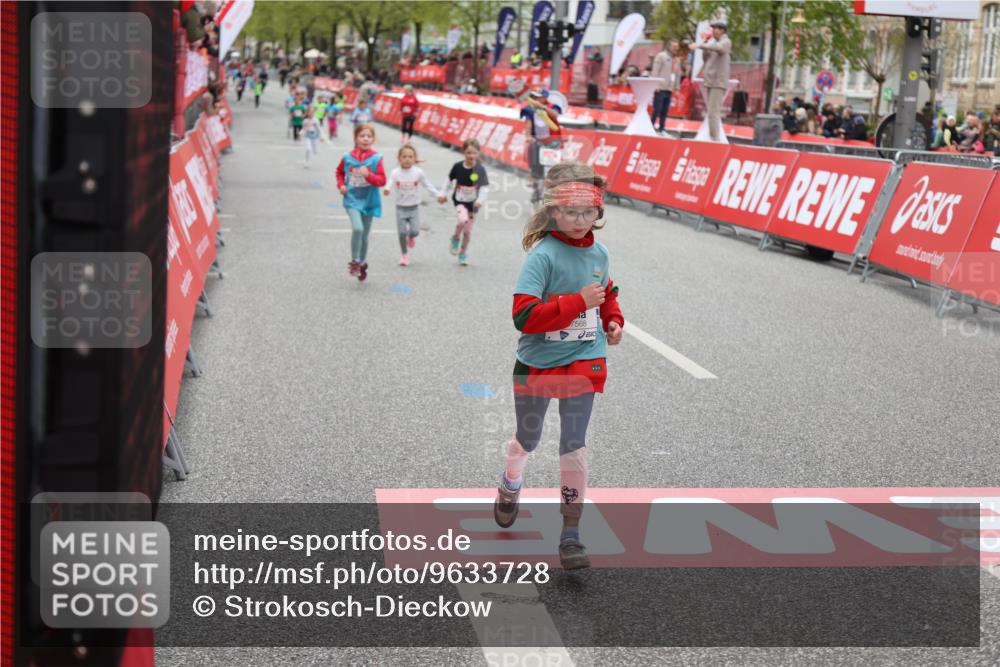 25.04.2026 - Das Zehntel Strokosch-Dieckow http://msf.ph/oto/9633728 25.04.2026 11:09:13 Ziel 5014, 5087, 5130, 5604, 7568, 7570 meine-sportfotos.de