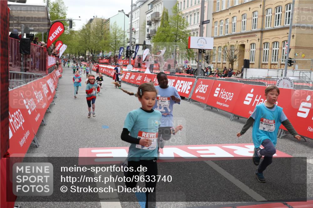 25.04.2026 - Das Zehntel Strokosch-Dieckow http://msf.ph/oto/9633740 25.04.2026 11:09:12 Ziel 5014, 5087, 5130, 5604, 7568, 7570 meine-sportfotos.de