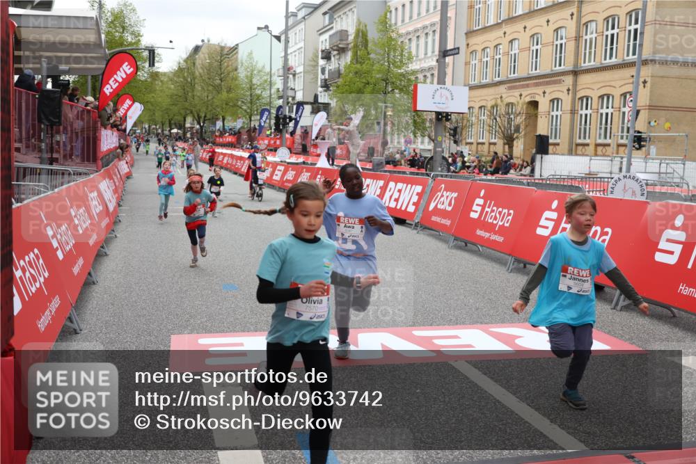 25.04.2026 - Das Zehntel Strokosch-Dieckow http://msf.ph/oto/9633742 25.04.2026 11:09:12 Ziel 5014, 5087, 5130, 5604, 7568, 7570 meine-sportfotos.de