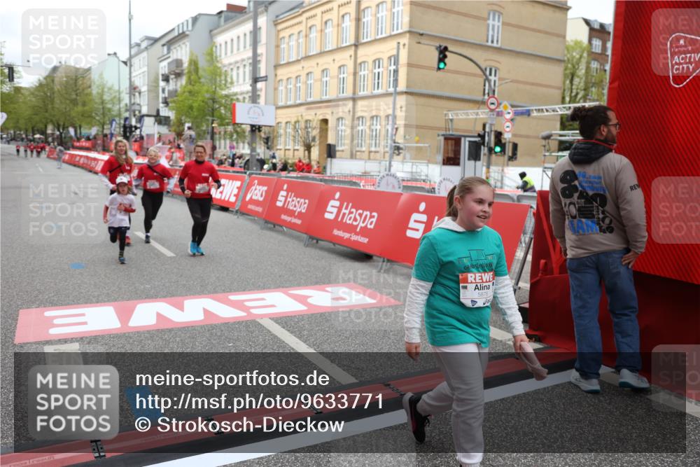 25.04.2026 - Das Zehntel Strokosch-Dieckow http://msf.ph/oto/9633771 25.04.2026 11:13:18 Ziel 5016, 5876, 5883 meine-sportfotos.de