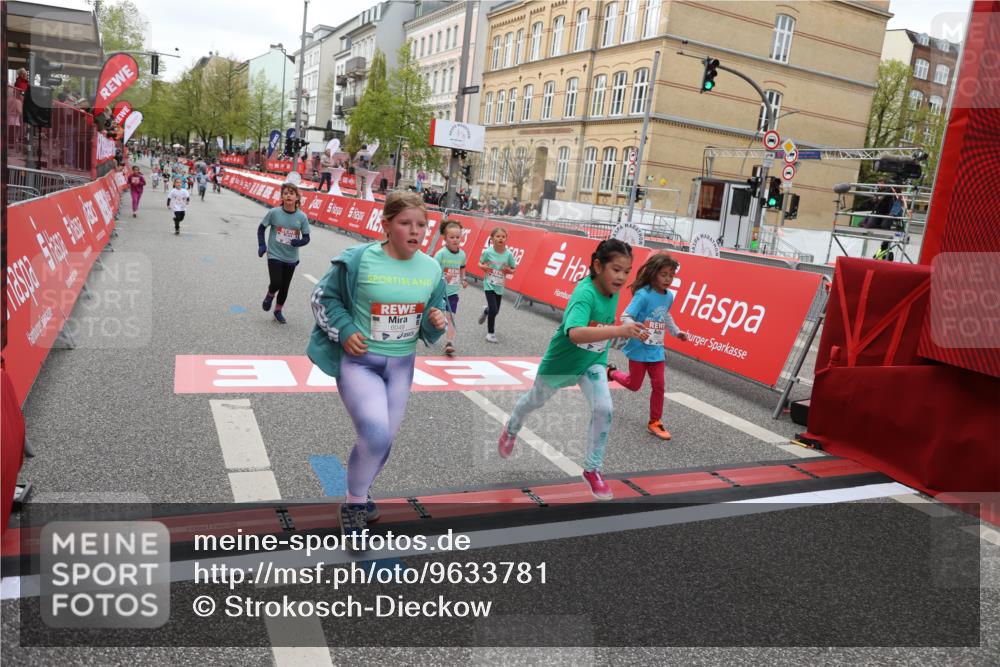 25.04.2026 - Das Zehntel Strokosch-Dieckow http://msf.ph/oto/9633781 25.04.2026 11:09:03 Ziel 5054, 5932, 5936, 6048, 6462, 6800, 7419, 7425, 7448, 7451 meine-sportfotos.de