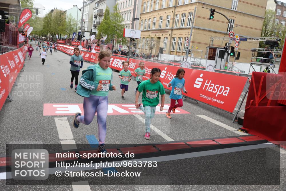 25.04.2026 - Das Zehntel Strokosch-Dieckow http://msf.ph/oto/9633783 25.04.2026 11:09:02 Ziel 5054, 5477, 5932, 5936, 6048, 6462, 6800, 7419, 7425, 7448, 7451 meine-sportfotos.de