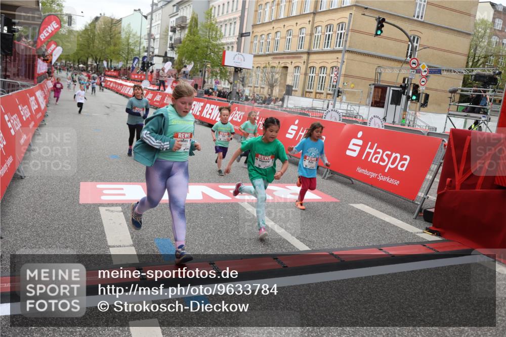 25.04.2026 - Das Zehntel Strokosch-Dieckow http://msf.ph/oto/9633784 25.04.2026 11:09:02 Ziel 5054, 5477, 5932, 5936, 6048, 6462, 6800, 7419, 7425, 7448, 7451 meine-sportfotos.de