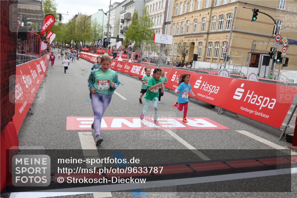 25.04.2026 - Das Zehntel Strokosch-Dieckow http://msf.ph/oto/9633787 25.04.2026 11:09:02 Ziel 5054, 5477, 5932, 5936, 6048, 6462, 6800, 7419, 7425, 7448, 7451 meine-sportfotos.de