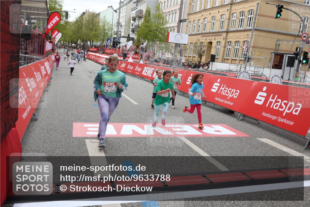 25.04.2026 - Das Zehntel Strokosch-Dieckow http://msf.ph/oto/9633788 25.04.2026 11:09:02 Ziel 5054, 5477, 5932, 5936, 6048, 6462, 6800, 7419, 7425, 7448, 7451 meine-sportfotos.de