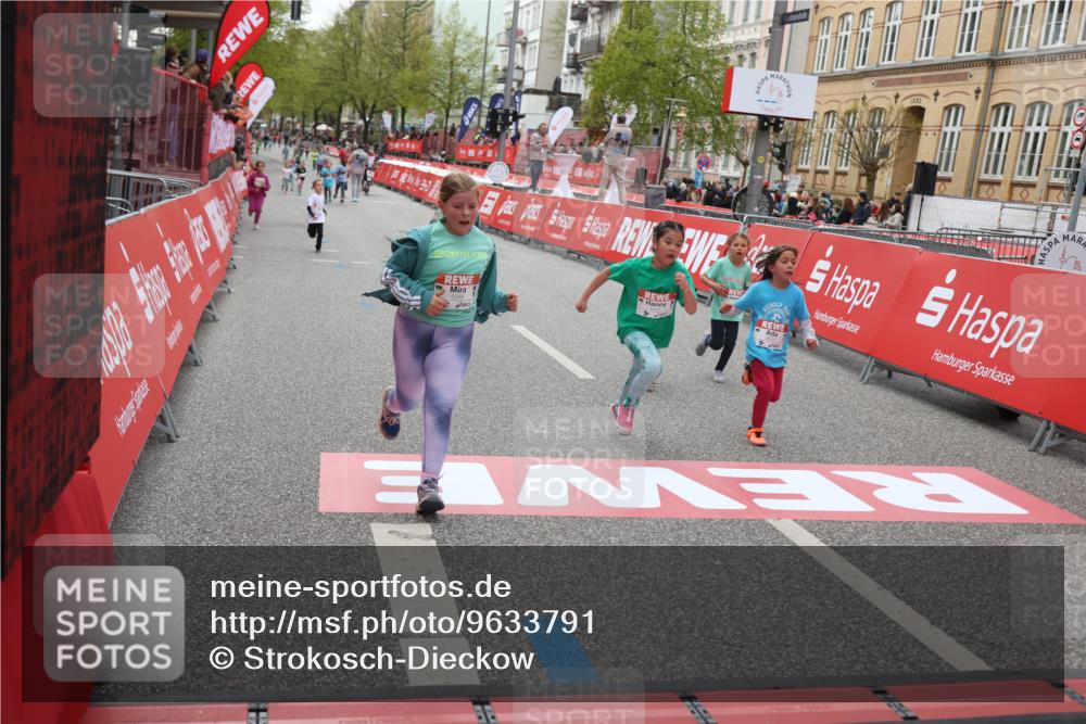 25.04.2026 - Das Zehntel Strokosch-Dieckow http://msf.ph/oto/9633791 25.04.2026 11:09:02 Ziel 5054, 5477, 5932, 5936, 6048, 6462, 6800, 7419, 7425, 7448, 7451 meine-sportfotos.de