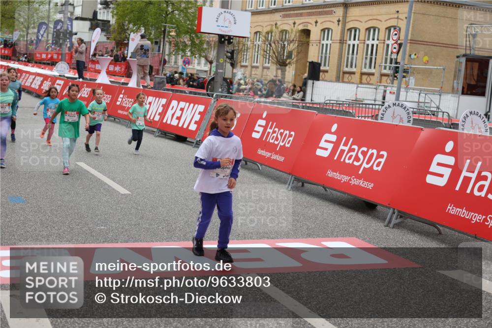 25.04.2026 - Das Zehntel Strokosch-Dieckow http://msf.ph/oto/9633803 25.04.2026 11:09:00 Ziel 5054, 5477, 6048, 6462, 6800, 7419, 7451 meine-sportfotos.de