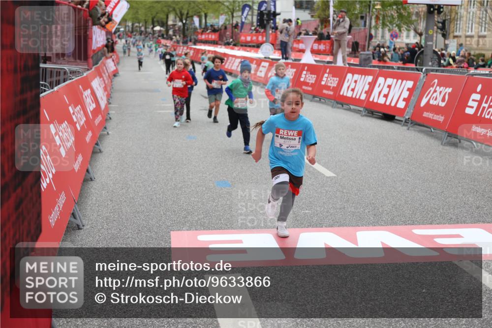 25.04.2026 - Das Zehntel Strokosch-Dieckow http://msf.ph/oto/9633866 25.04.2026 11:08:34 Ziel 5027, 5887, 6443, 6559, 6777, 7737, 7852 meine-sportfotos.de