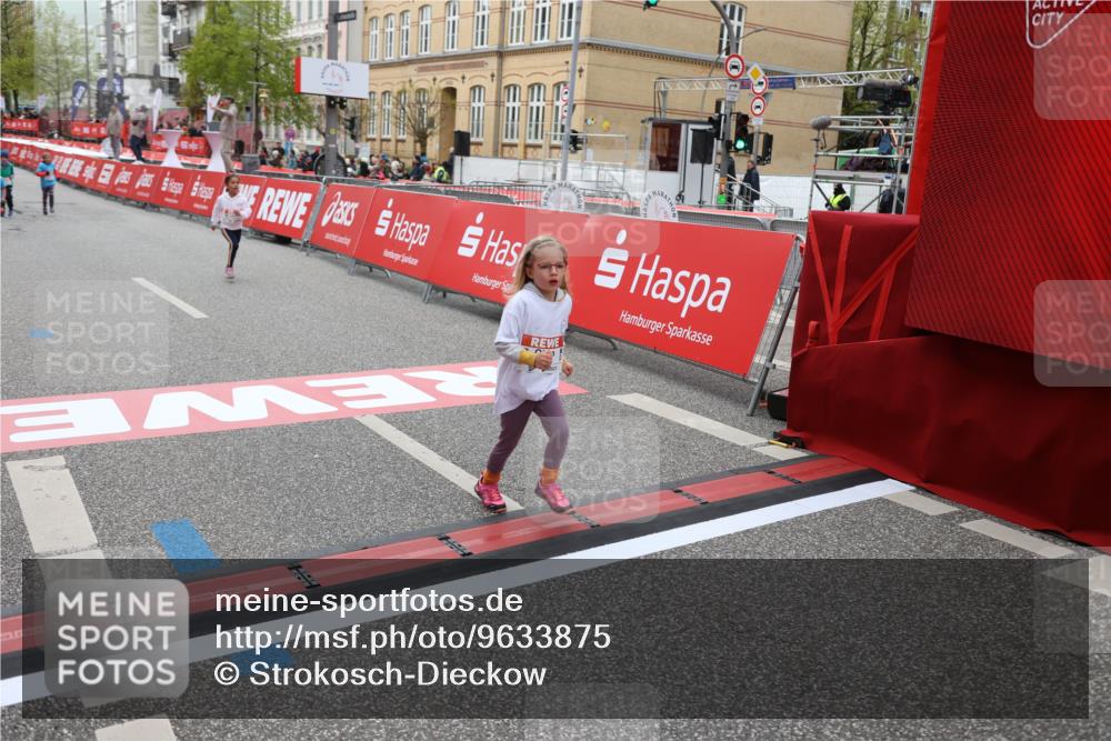 25.04.2026 - Das Zehntel Strokosch-Dieckow http://msf.ph/oto/9633875 25.04.2026 11:08:29 Ziel 5027, 5887, 7737, 7852, 7985 meine-sportfotos.de