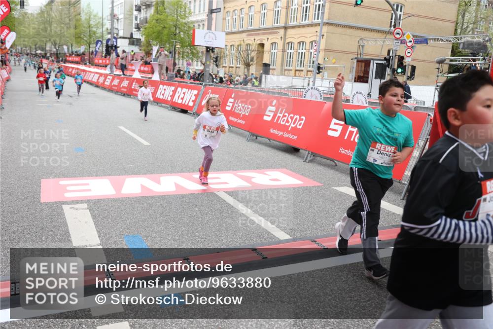 25.04.2026 - Das Zehntel Strokosch-Dieckow http://msf.ph/oto/9633880 25.04.2026 11:08:29 Ziel 5027, 5887, 7737, 7852, 7985 meine-sportfotos.de