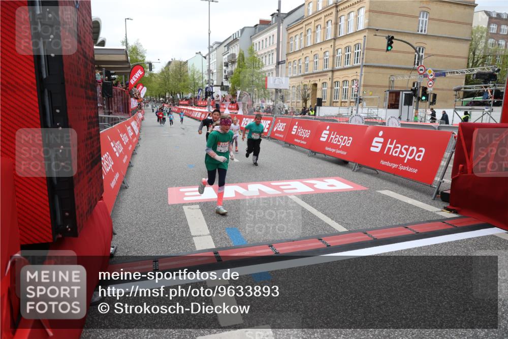 25.04.2026 - Das Zehntel Strokosch-Dieckow http://msf.ph/oto/9633893 25.04.2026 11:08:27 Ziel 5027, 5060, 5061, 5887, 6310, 7737, 7852, 7985 meine-sportfotos.de