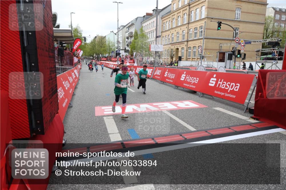 25.04.2026 - Das Zehntel Strokosch-Dieckow http://msf.ph/oto/9633894 25.04.2026 11:08:27 Ziel 5027, 5060, 5061, 5887, 6310, 7737, 7852, 7985 meine-sportfotos.de