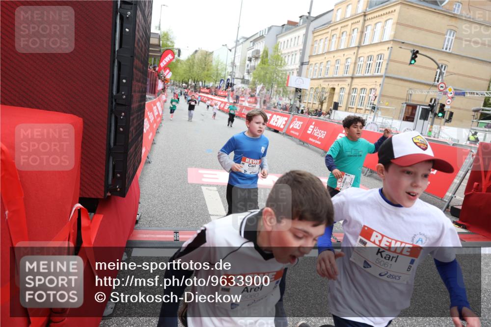 25.04.2026 - Das Zehntel Strokosch-Dieckow http://msf.ph/oto/9633900 25.04.2026 11:08:23 Ziel 5060, 5061, 5881, 5939, 6310, 7365, 7431, 7438, 7507, 7668 meine-sportfotos.de