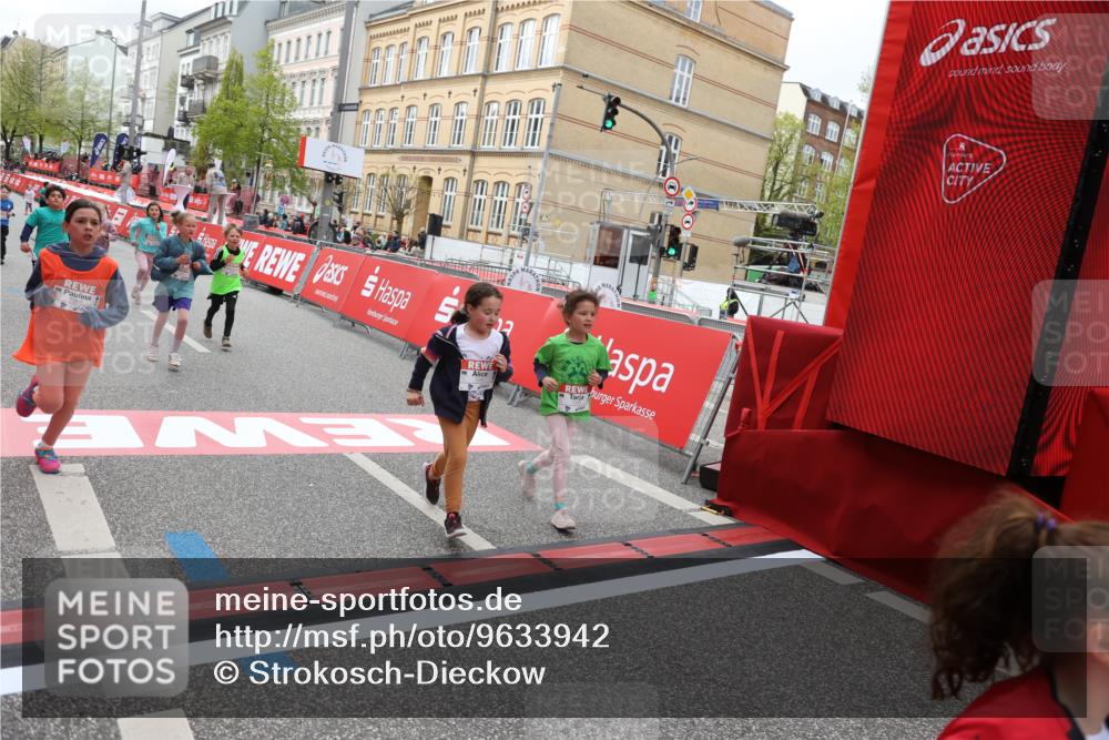 25.04.2026 - Das Zehntel Strokosch-Dieckow http://msf.ph/oto/9633942 25.04.2026 11:08:17 Ziel 5064, 5125, 5144, 5939, 6160, 6163, 6174, 7263, 7264, 7277, 7365, 7491, 7507, 7523, 7606, 7990 meine-sportfotos.de