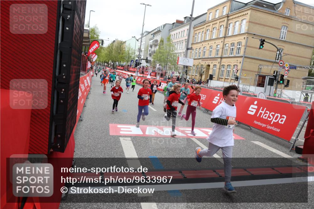 25.04.2026 - Das Zehntel Strokosch-Dieckow http://msf.ph/oto/9633967 25.04.2026 11:08:13 Ziel 5064, 5125, 5144, 5151, 6160, 6163, 6174, 6185, 7270, 7272, 7277, 7285, 7491, 7511, 7523, 7556, 7606, 7990 meine-sportfotos.de