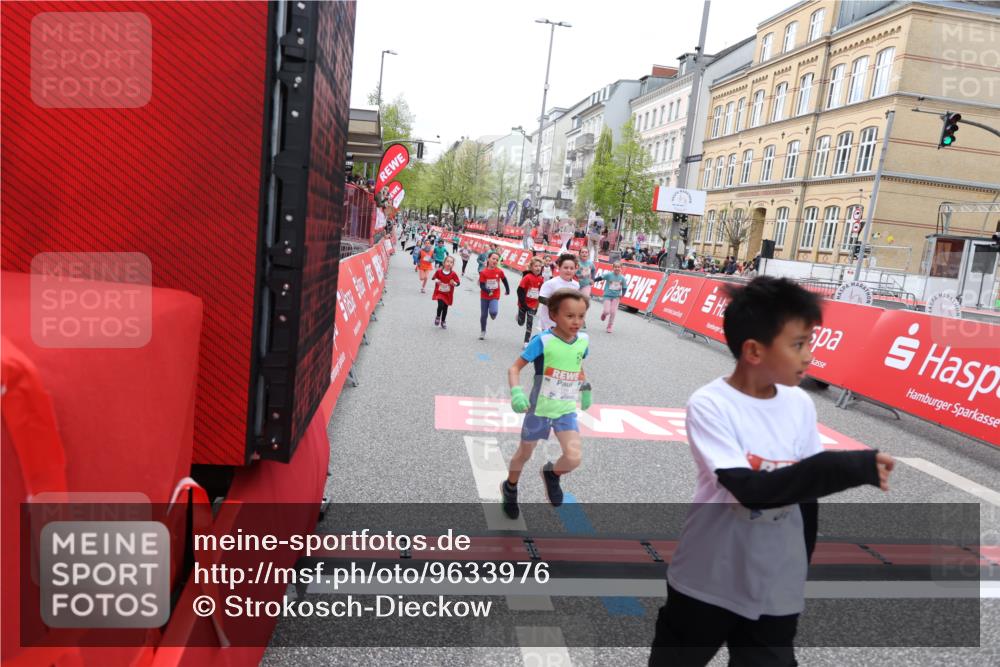 25.04.2026 - Das Zehntel Strokosch-Dieckow http://msf.ph/oto/9633976 25.04.2026 11:08:12 Ziel 5064, 5125, 5144, 5151, 6160, 6163, 6174, 6185, 7270, 7272, 7277, 7285, 7511, 7523, 7556, 7606 meine-sportfotos.de