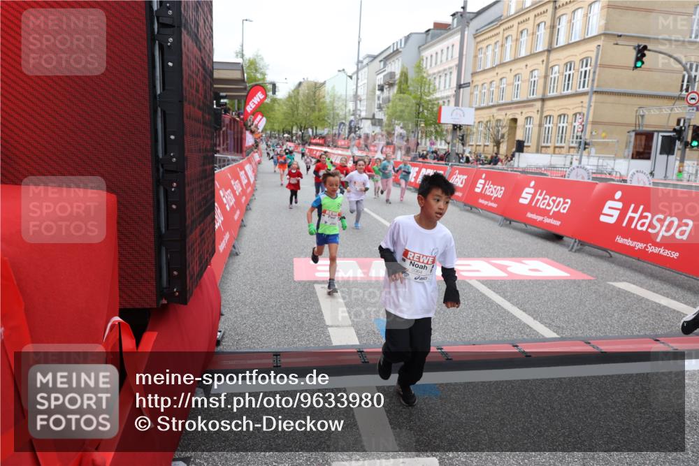 25.04.2026 - Das Zehntel Strokosch-Dieckow http://msf.ph/oto/9633980 25.04.2026 11:08:12 Ziel 5064, 5125, 5144, 5151, 6160, 6163, 6174, 6185, 7270, 7272, 7277, 7285, 7511, 7523, 7556, 7606 meine-sportfotos.de