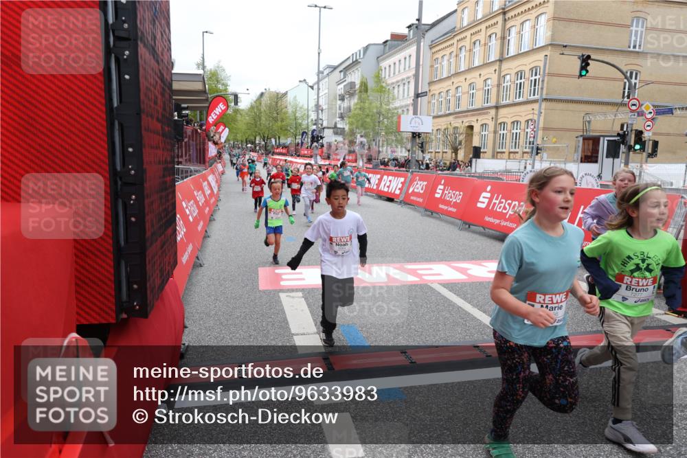 25.04.2026 - Das Zehntel Strokosch-Dieckow http://msf.ph/oto/9633983 25.04.2026 11:08:11 Ziel 5064, 5125, 5144, 5151, 6185, 7270, 7272, 7277, 7285, 7484, 7511, 7523, 7556 meine-sportfotos.de