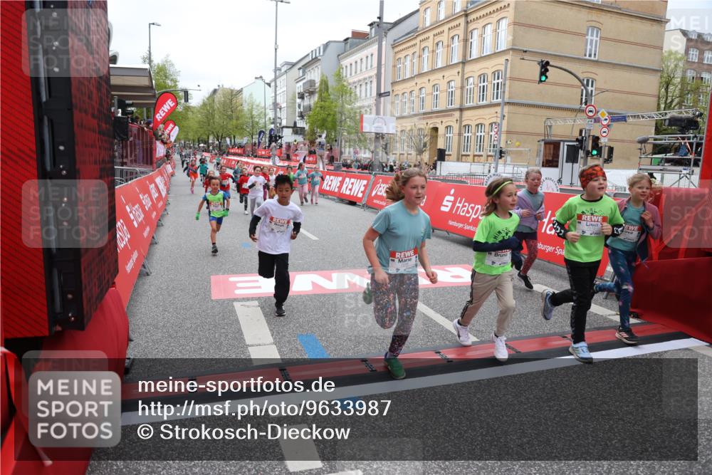 25.04.2026 - Das Zehntel Strokosch-Dieckow http://msf.ph/oto/9633987 25.04.2026 11:08:11 Ziel 5064, 5125, 5144, 5151, 6185, 7270, 7272, 7277, 7285, 7484, 7511, 7523, 7556 meine-sportfotos.de