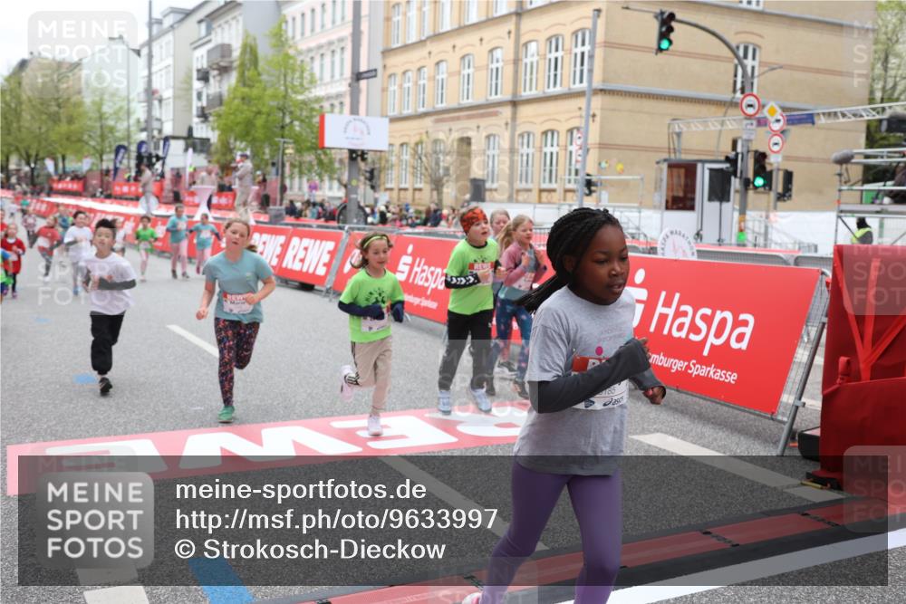 25.04.2026 - Das Zehntel Strokosch-Dieckow http://msf.ph/oto/9633997 25.04.2026 11:08:10 Ziel 5064, 5144, 5151, 6185, 7270, 7272, 7277, 7285, 7484, 7511, 7523, 7556 meine-sportfotos.de