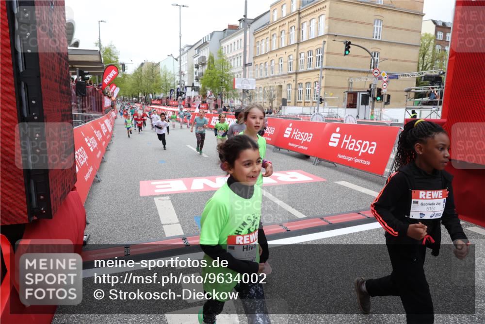 25.04.2026 - Das Zehntel Strokosch-Dieckow http://msf.ph/oto/9634002 25.04.2026 11:08:09 Ziel 5064, 5151, 6185, 6277, 7270, 7272, 7277, 7285, 7457, 7484, 7511, 7523, 7556, 7764 meine-sportfotos.de