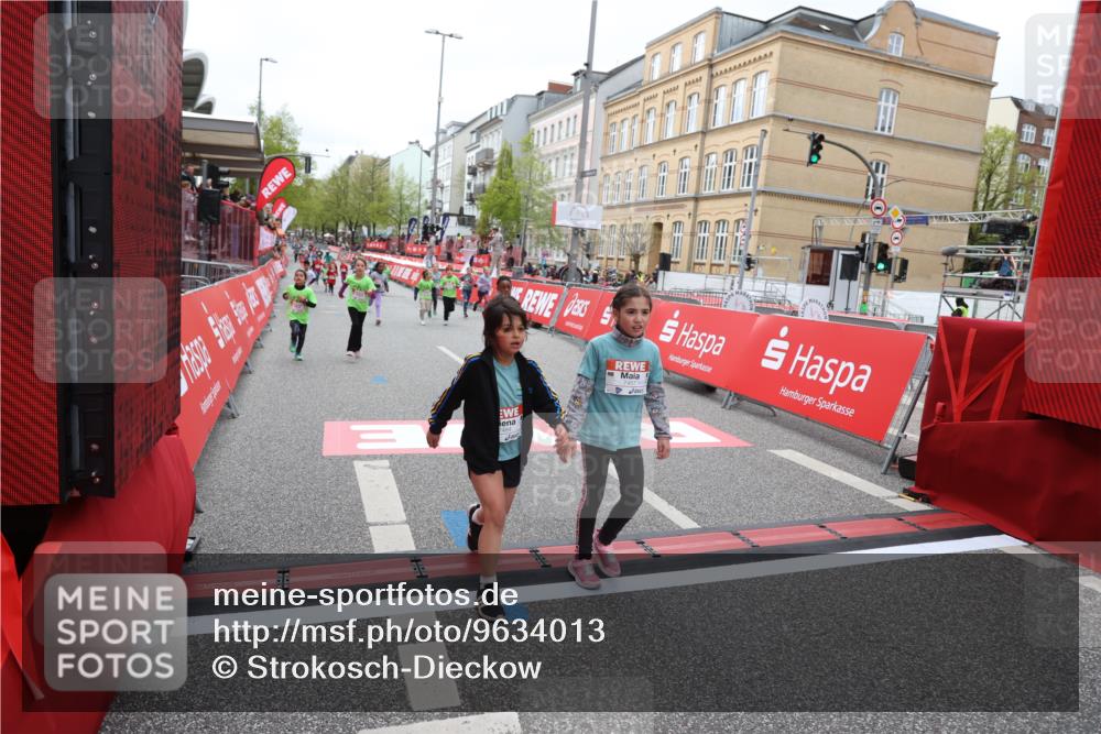 25.04.2026 - Das Zehntel Strokosch-Dieckow http://msf.ph/oto/9634013 25.04.2026 11:08:06 Ziel 5151, 5606, 6277, 7272, 7285, 7457, 7484, 7519, 7648, 7650, 7764 meine-sportfotos.de