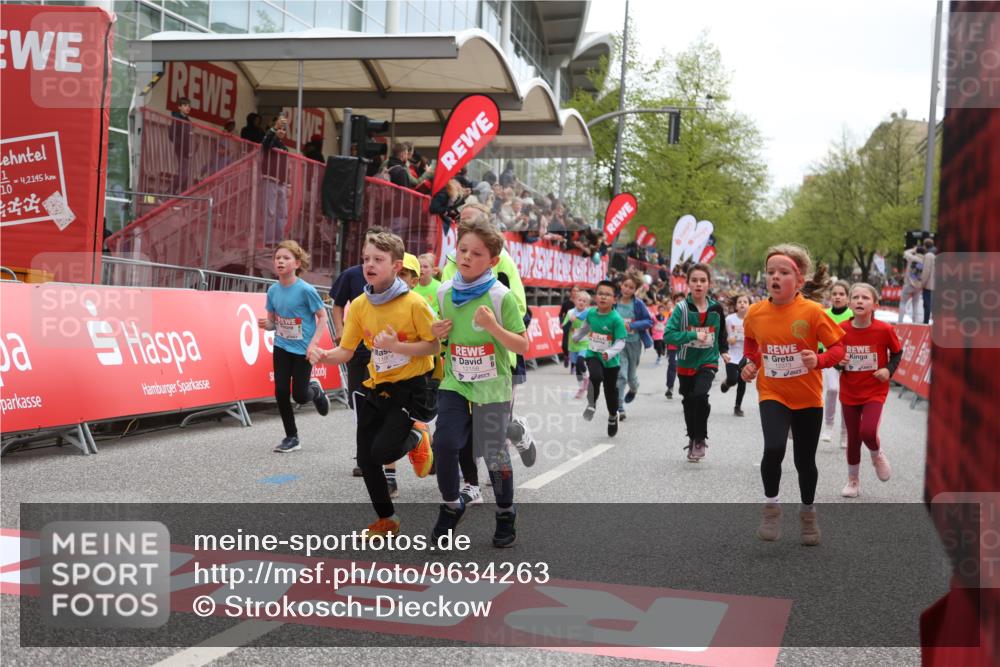 25.04.2026 - Das Zehntel Strokosch-Dieckow http://msf.ph/oto/9634263 25.04.2026 13:00:54 Ziel 10170, 10234, 10553, 10624, 10960, 10977, 11356, 11432, 11499, 11504, 12158, 12368, 12373, 12482, 12729, 12730, 12891, 12896, 12941 meine-sportfotos.de