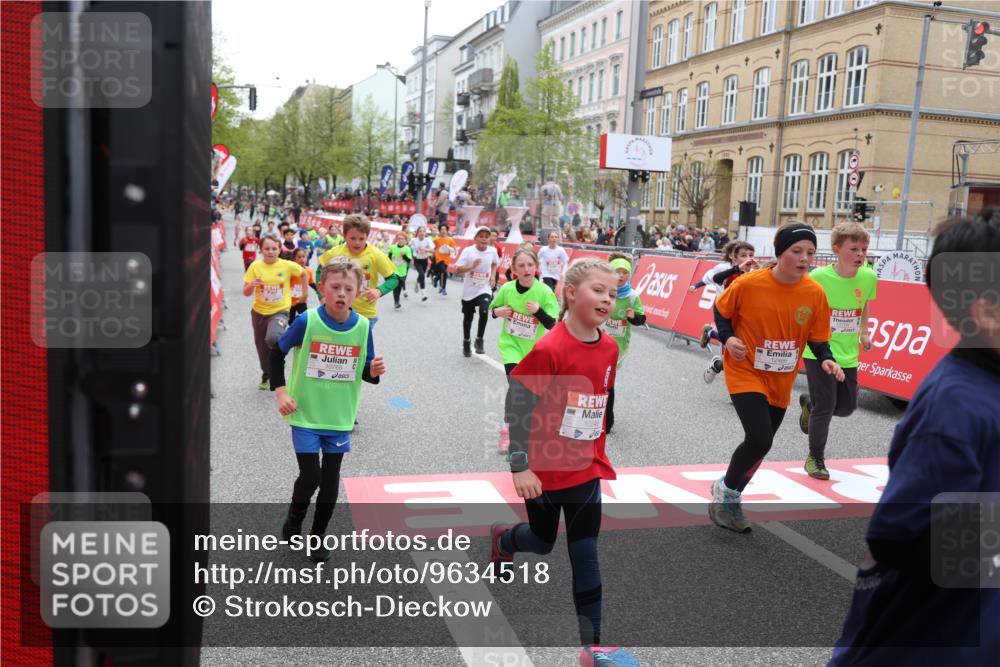 25.04.2026 - Das Zehntel Strokosch-Dieckow http://msf.ph/oto/9634518 25.04.2026 12:59:01 Ziel 10003, 10211, 10219, 10249, 10365, 10374, 10406, 10622, 10627, 10665, 10674, 10768, 10893, 10987, 11005, 11259, 11348, 11427, 11562, 11609, 11628, 11822, 11828, 12894, 12917 meine-sportfotos.de