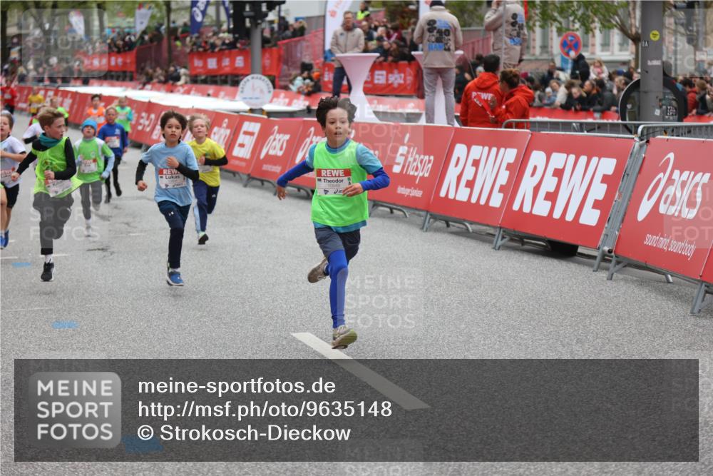 25.04.2026 - Das Zehntel Strokosch-Dieckow http://msf.ph/oto/9635148 25.04.2026 12:54:26 Ziel 10361, 10460, 10638, 10704, 10708, 10800, 10974, 11336, 11883, 12120, 12370, 12793, 12901, 12909 meine-sportfotos.de