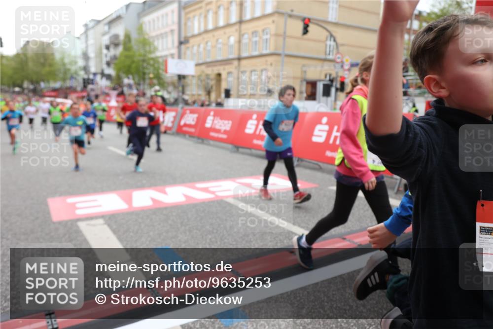 25.04.2026 - Das Zehntel Strokosch-Dieckow http://msf.ph/oto/9635253 25.04.2026 12:57:39 Ziel 10177, 10309, 10310, 10496, 10497, 10501, 10535, 10780, 10781, 11058, 11292, 11299, 11561, 11757, 11846, 12013, 12113, 12367, 12523, 12525, 12927 meine-sportfotos.de